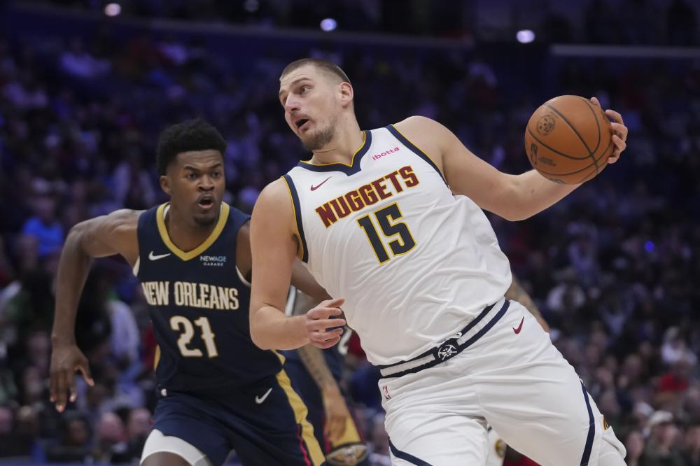 广泛讨论 广泛讨论