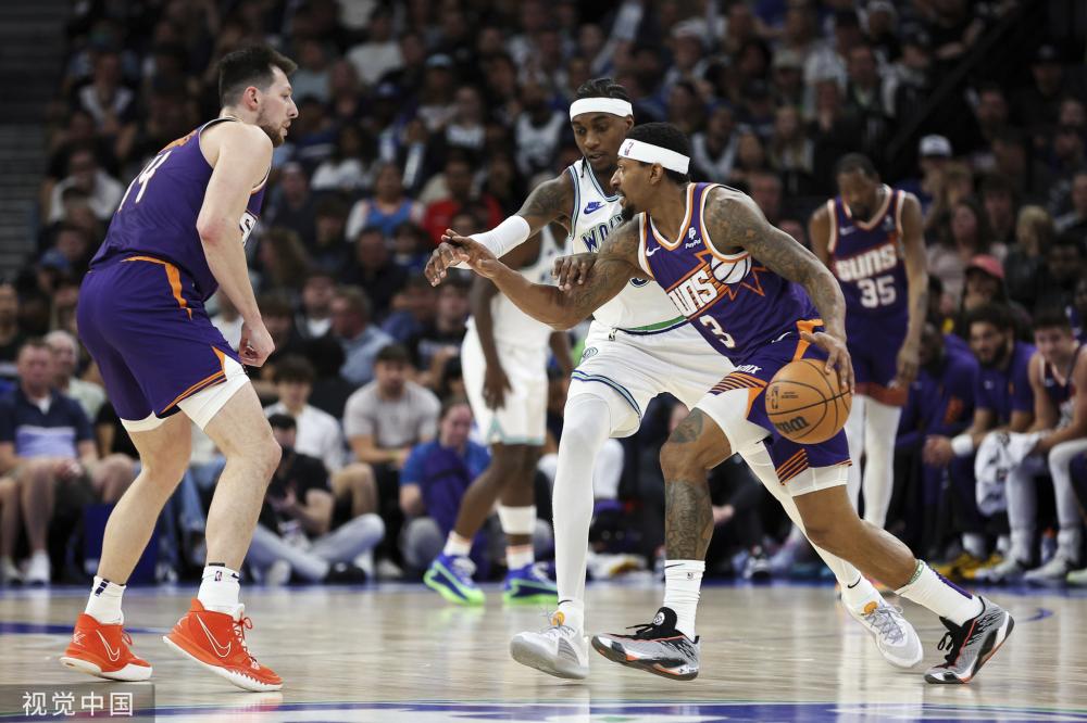 是欧足联必 是欧足联必