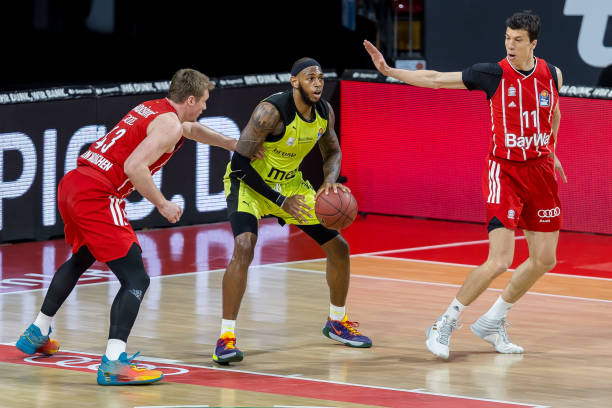 对高强度逼 对高强度逼