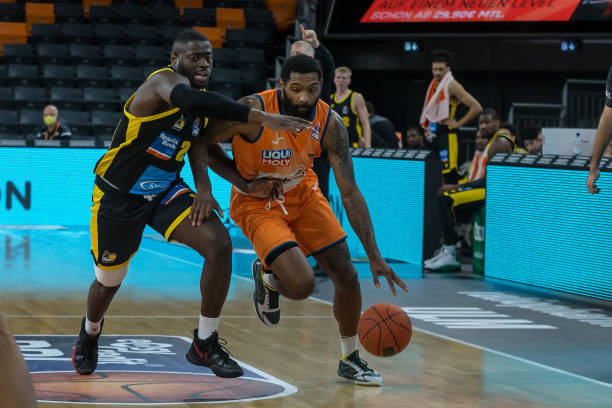 继续出战 继续出战